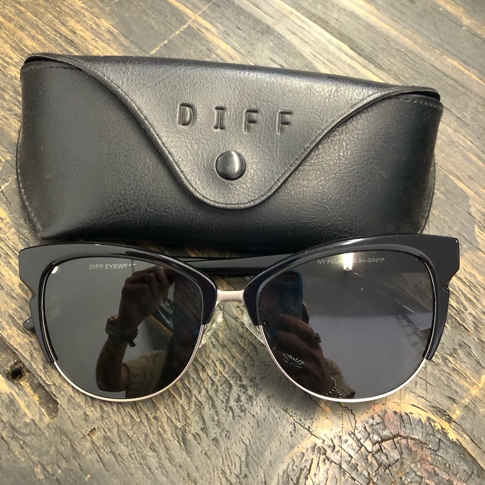 Diff Sunglasses, Brand New But Have Been Tried On… - image 1